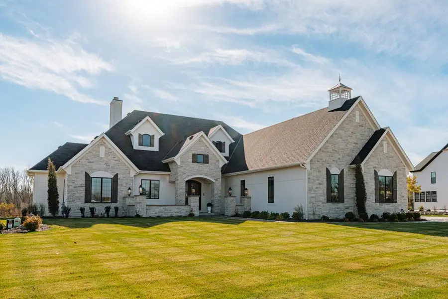 20285 Newport LANE, Brookfield, WI 53045 - #3