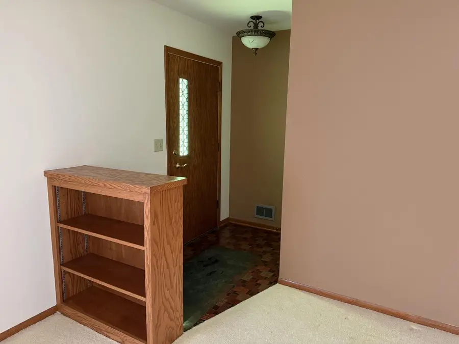 1233 S 26th STREET, Manitowoc, WI 54220 - #2