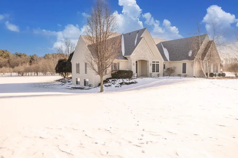 W330S10080 Genevieve DRIVE, Mukwonago, WI 53149 - #2