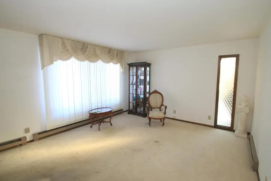 7249 W Wabash AVENUE, Milwaukee, WI 53223 - #2