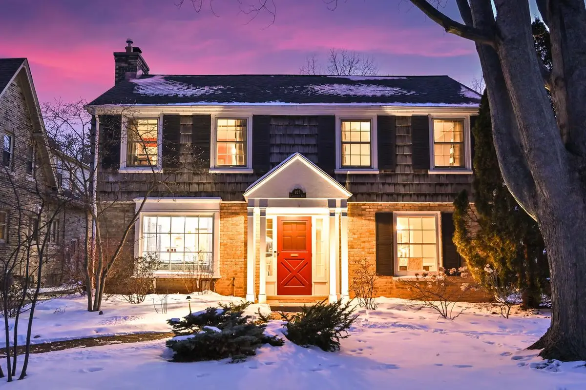 927 E Lexington BOULEVARD, Whitefish Bay, WI 53217 - #1