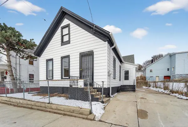 802 Prospect STREET, Racine, WI 53404