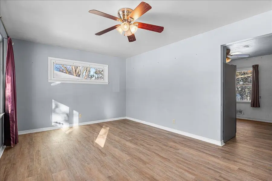 1000 Grant PLACE, West Bend, WI 53090 - #3