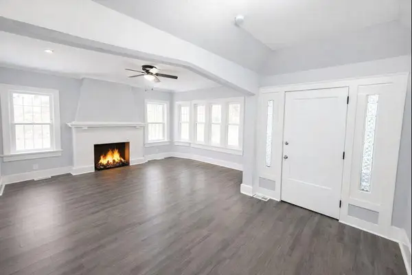 2707 W Highland BOULEVARD #2709, Milwaukee, WI 53208