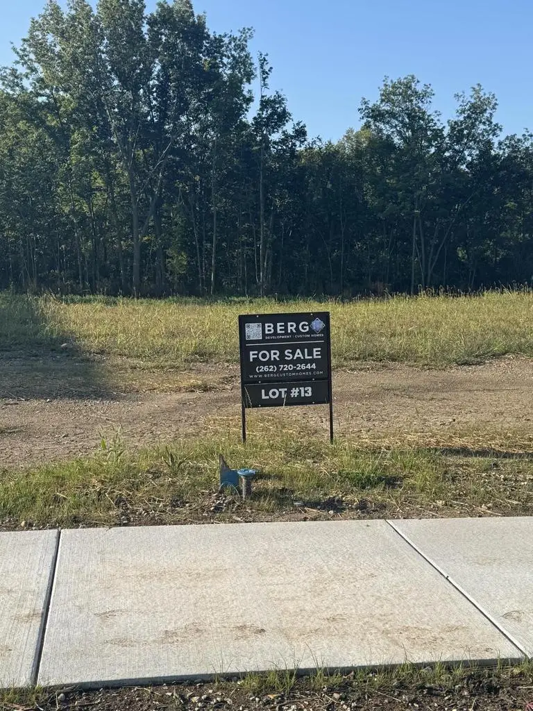 Lot 82 EMERALD HILLS DRIVE #Lt 82, Menomonee Falls, WI 53051 - #3