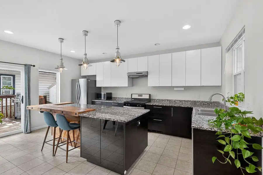 2607 E Oklahoma AVENUE, Milwaukee, WI 53207 - #3