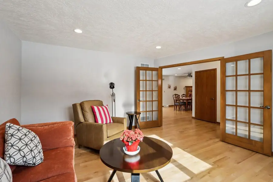 N73W15968 Alpine LANE, Menomonee Falls, WI 53051 - #2