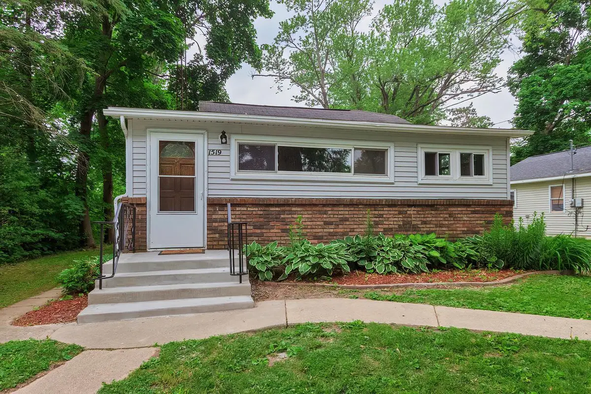 1519 Dietrich DRIVE, Twin Lakes, WI 53181 - #1