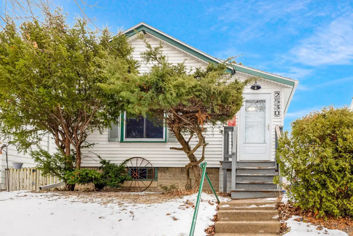 2530 S Austin STREET, Milwaukee, WI 53207 - #1
