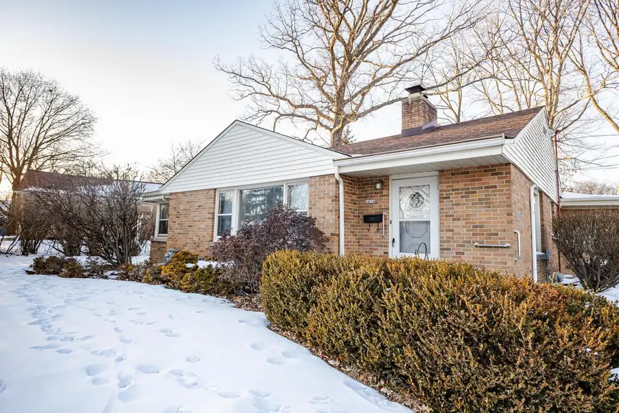 8824 W Harrison AVENUE, West Allis, WI 53227 - #3