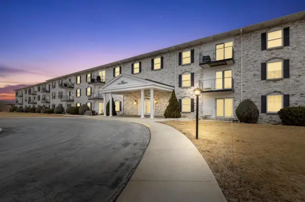 125 N University DRIVE #108, West Bend, WI 53095