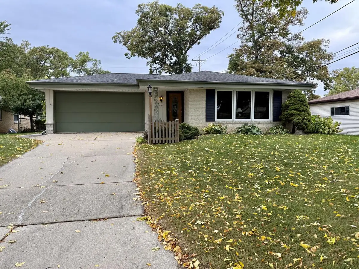 5219 S 7th STREET, Milwaukee, WI 53221 - #1