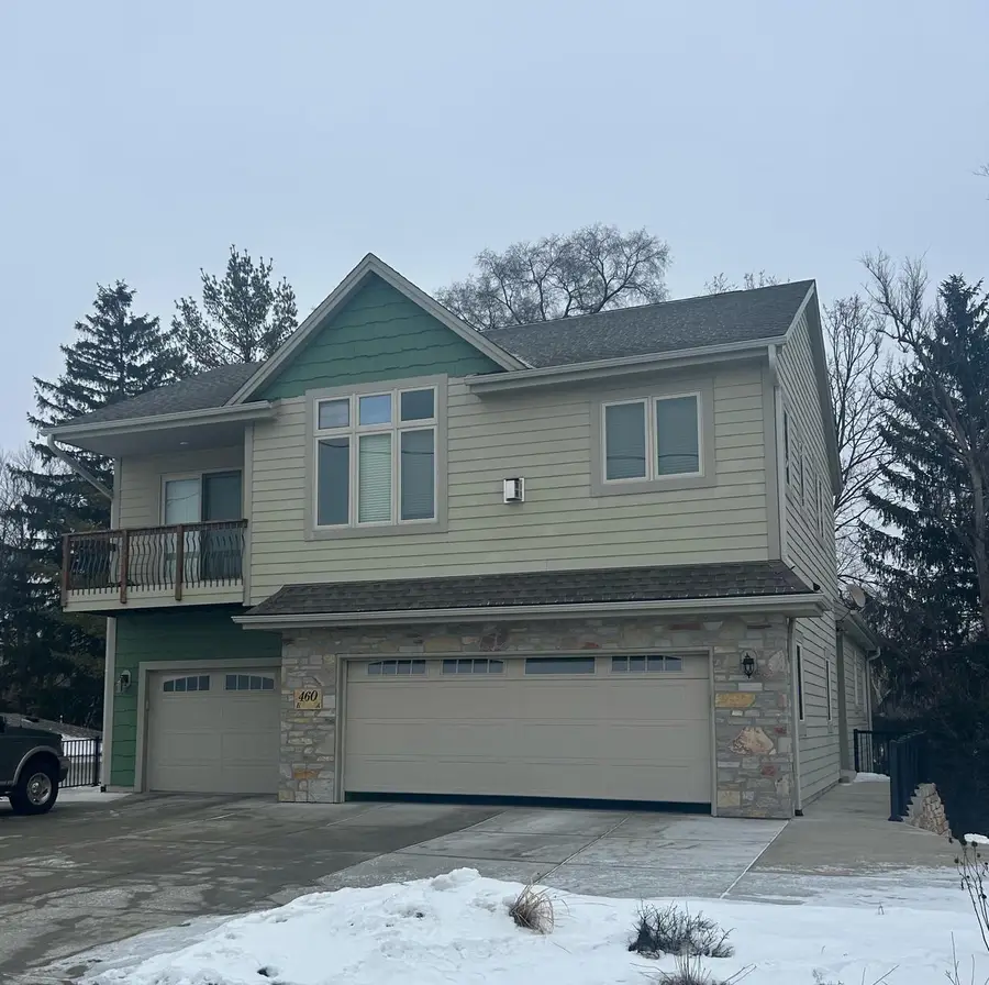 460/460A Cottonwood AVENUE, Hartland, WI 53029 - #2