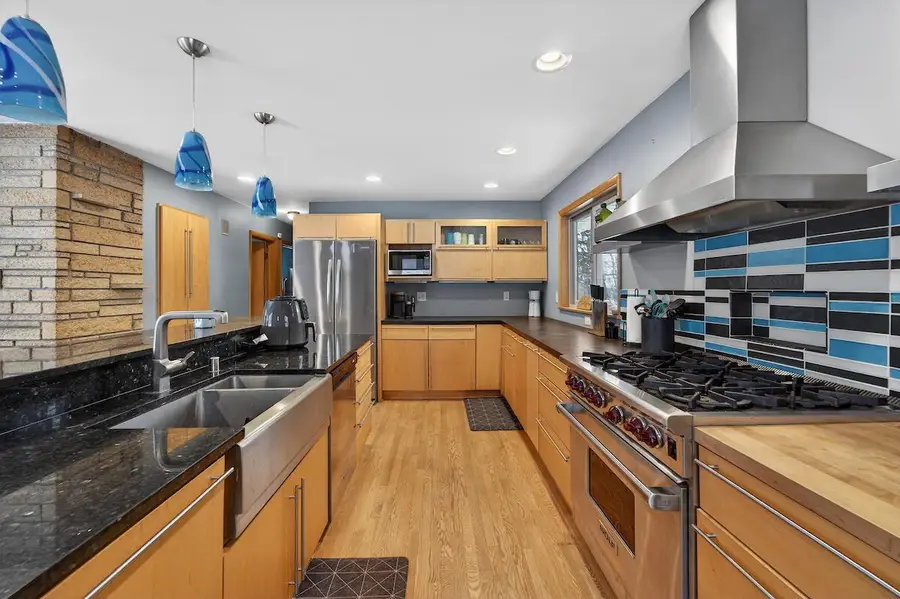 1150 Parkway DRIVE, Brookfield, WI 53005 - #2