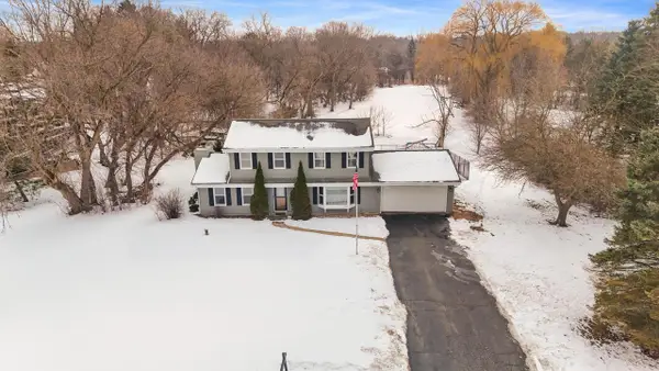 S38W27600 Windsong RIDGE, Waukesha, WI 53189