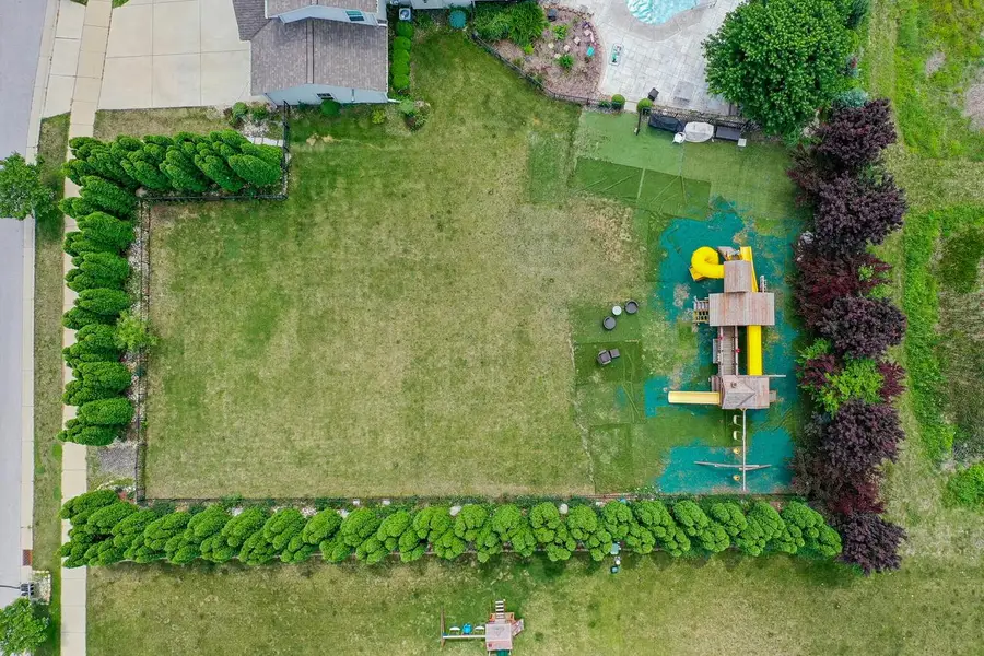 1330 PRAIRIE CREEK BOULEVARD, Oconomowoc, WI 53066 - #2