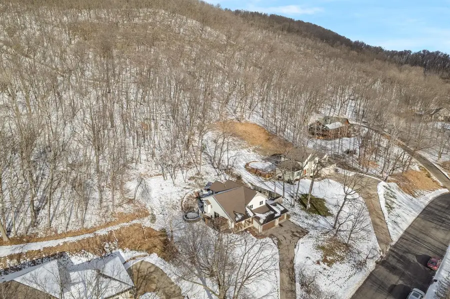 134 Mc Intosh ROAD E, La Crescent, MN 55947 - #2