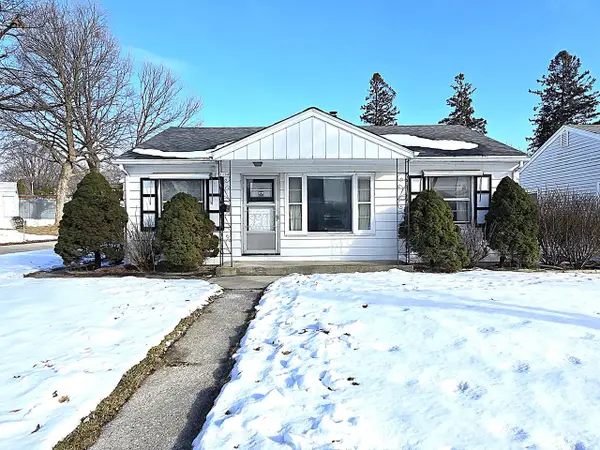 1104 S 107th STREET, West Allis, WI 53214