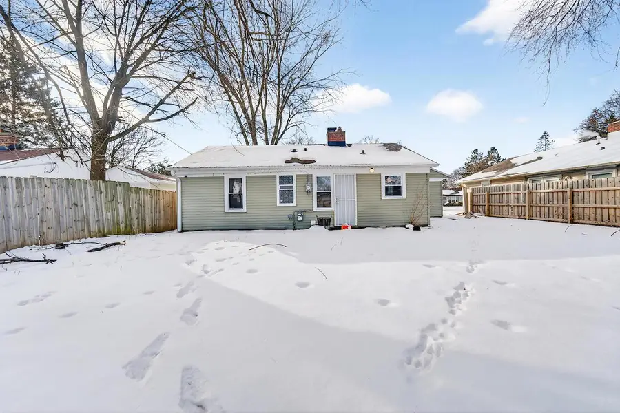 5720 W Thurston AVENUE, Milwaukee, WI 53218 - #3