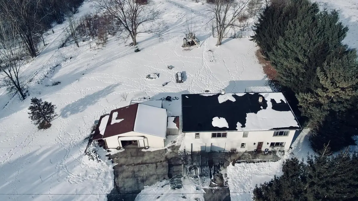 311 S Lapham Peak ROAD, Delafield, WI 53018 - #1