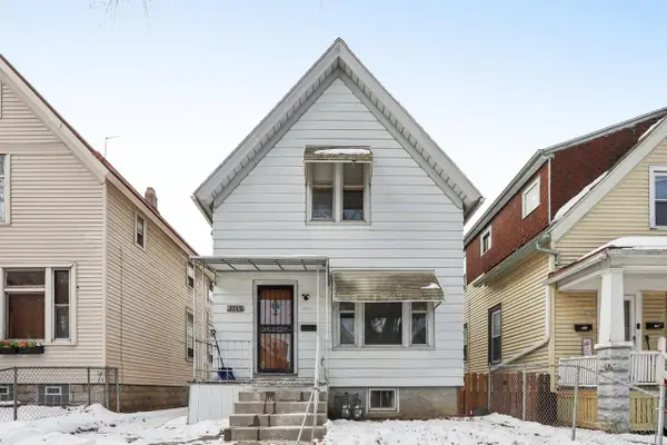 2745 N Booth STREET, Milwaukee, WI 53212