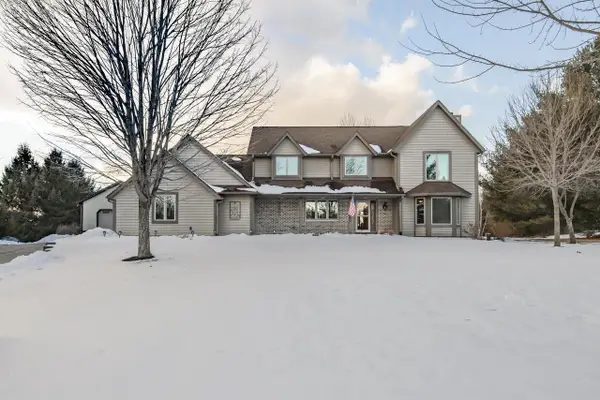 S90W27045 Norway DRIVE, Mukwonago, WI 53149
