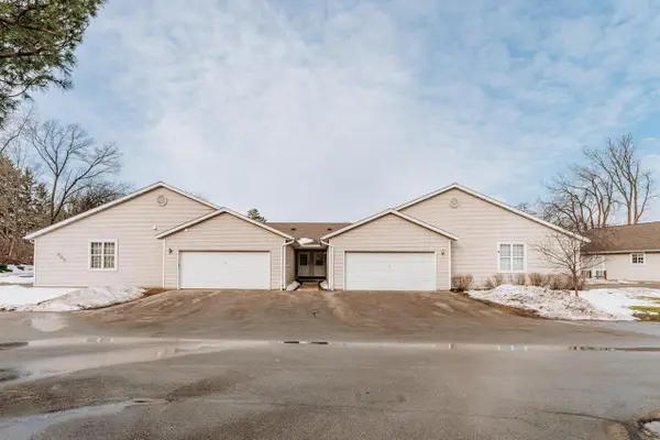 565 Slinger ROAD #C-3, Slinger, WI 53086