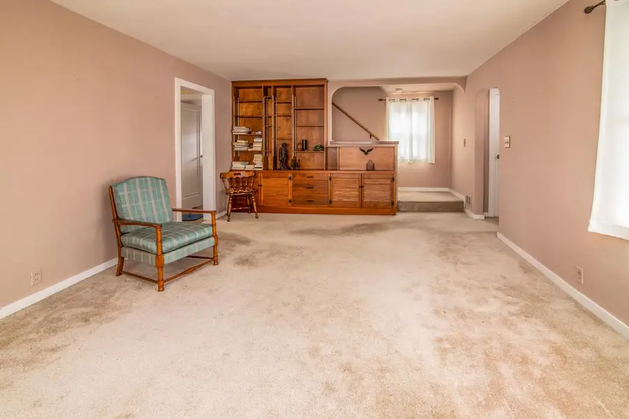 921 N Center STREET, Beaver Dam, WI 53916 - #3