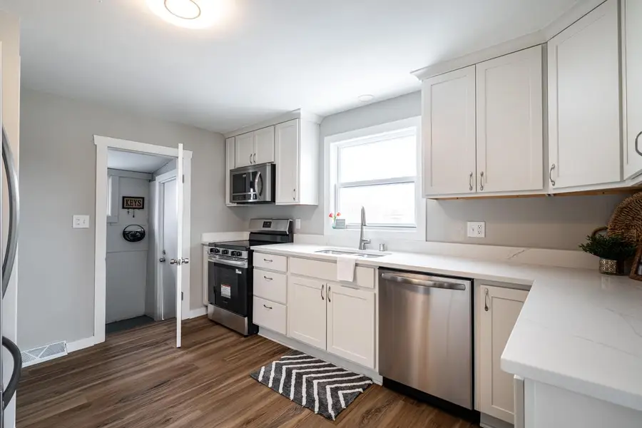 224 Madison STREET, Burlington, WI 53105 - #3