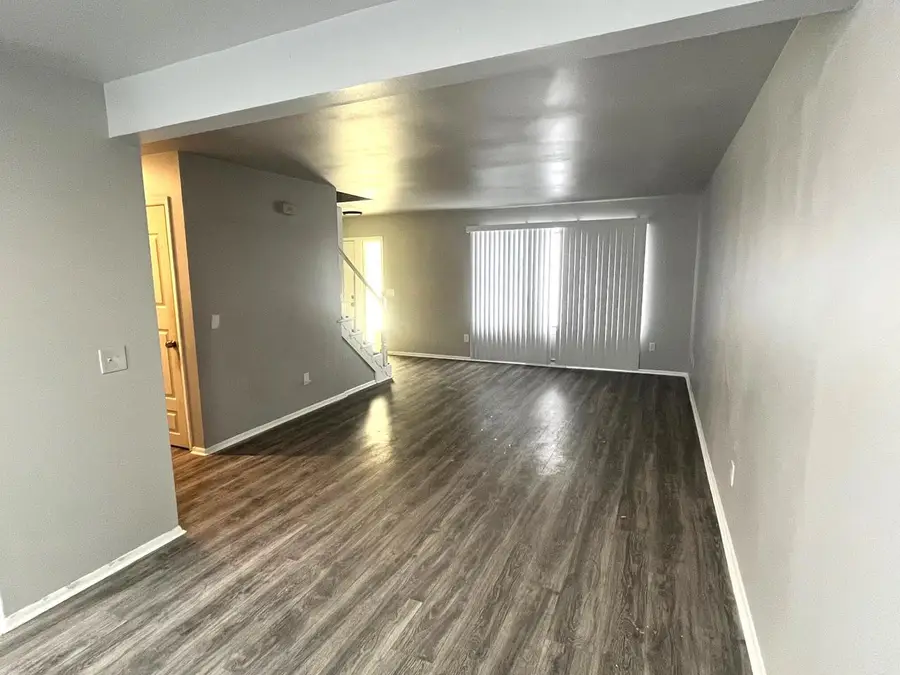 6077 W Calumet ROAD, Milwaukee, WI 53223 - #3