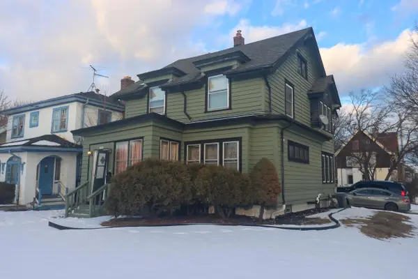 2502 N 46th STREET, Milwaukee, WI 53210