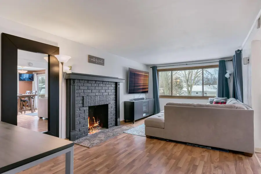 1307 Scott DRIVE, Mount Pleasant, WI 53406 - Image #3