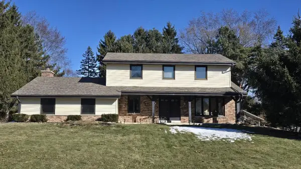 1930 Cotton Tail LANE, Brookfield, WI 53045