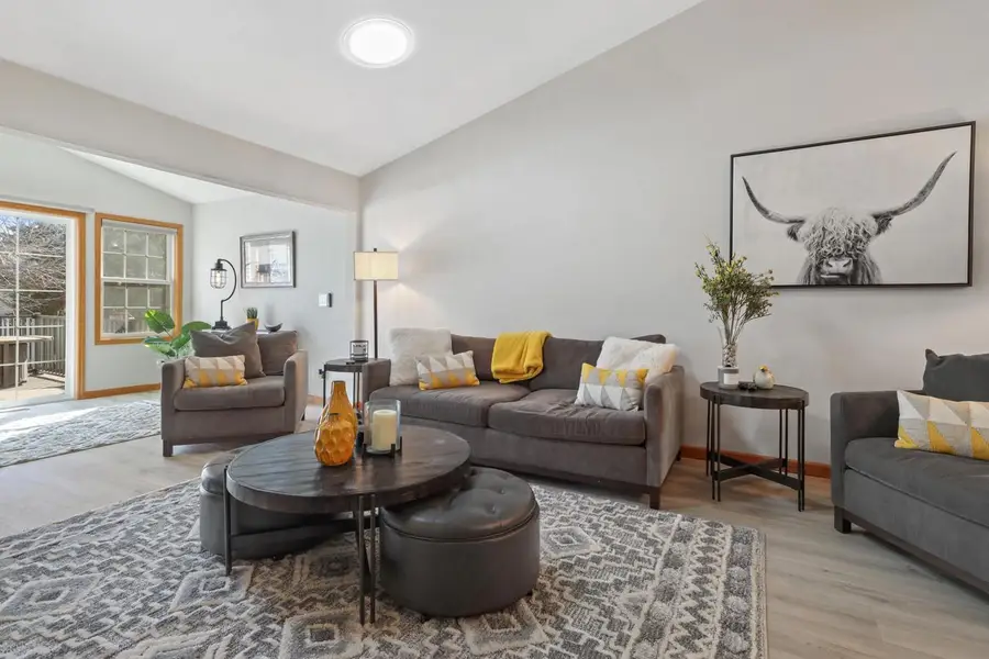 635 Cardinal WAY, Sun Prairie, WI 53590 - #2