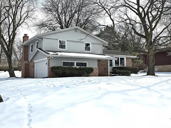 4570 N Delco AVENUE, Wauwatosa, WI 53225