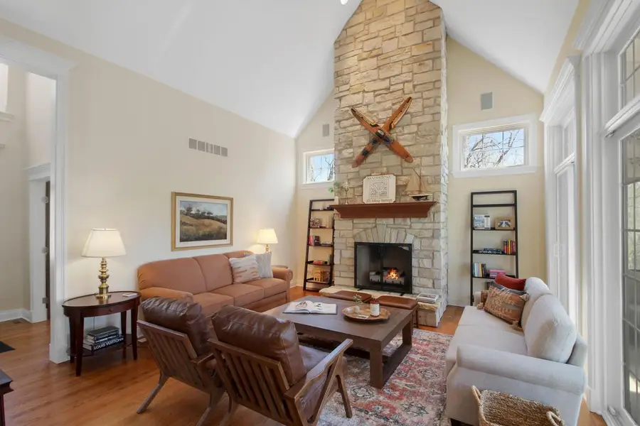 201 Abbey Springs DRIVE, Fontana, WI 53125 - #3