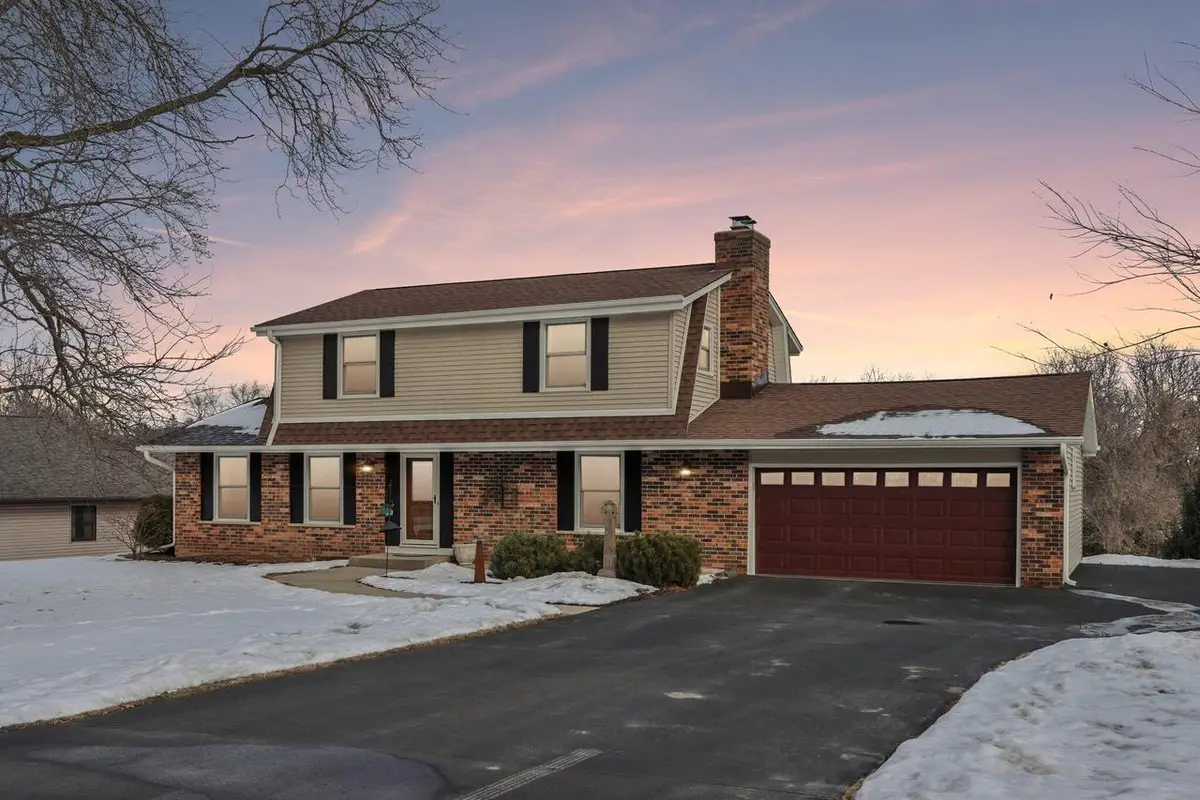 5820 S 124th STREET, Hales Corners, WI 53130 - #1