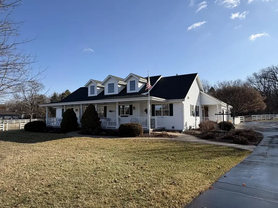 W390S10540 Meadow LANE, Eagle, WI 53119 - #2