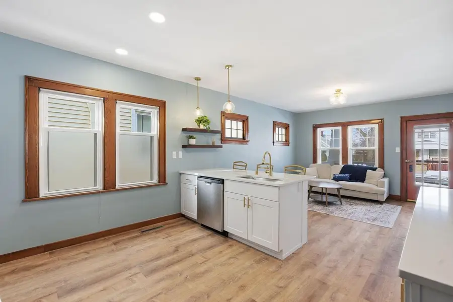 3923 E Morris AVENUE, Cudahy, WI 53110 - #3