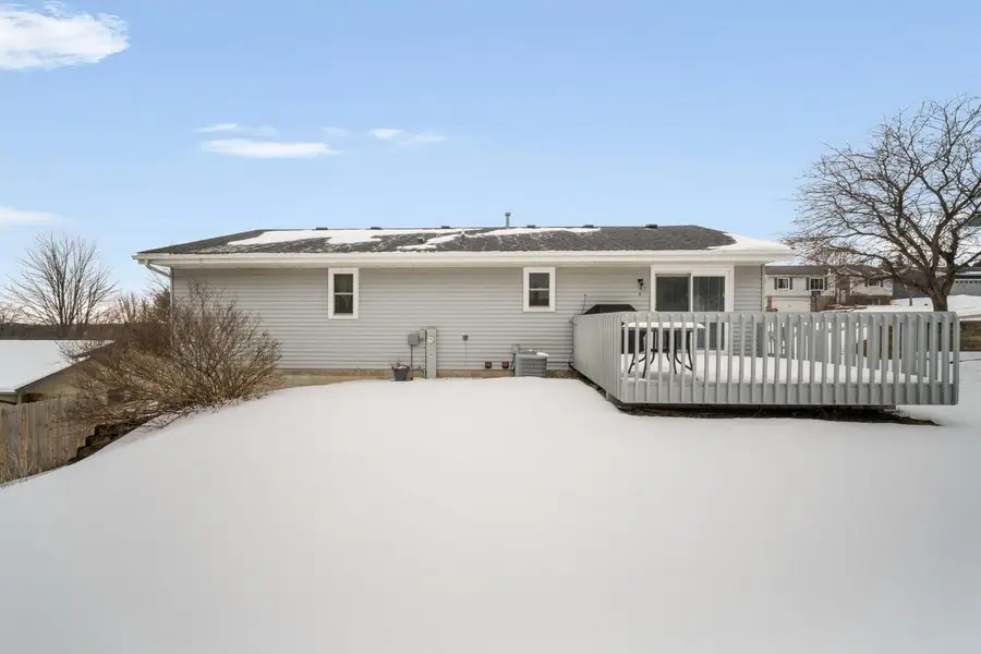 3222 Windsor PLACE, West Bend, WI 53090 - #3