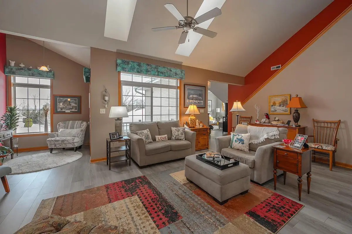 W397N5933 Autumn Woods DRIVE, Oconomowoc, WI 53066 - #1