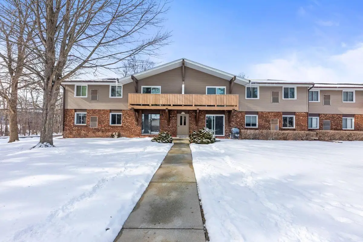 W158N11137 Legend AVENUE #1, Germantown, WI 53022 - #1