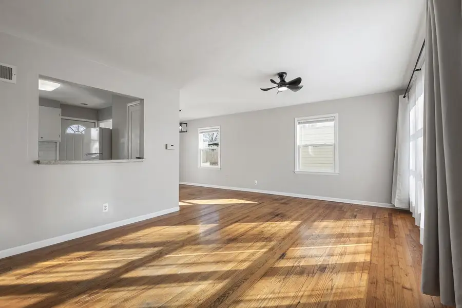 2240 W Lawn AVENUE, Milwaukee, WI 53209 - #3