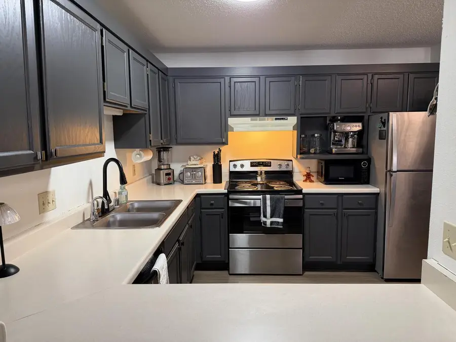 9700 Rayne ROAD #6, Sturtevant, WI 53177 - #3