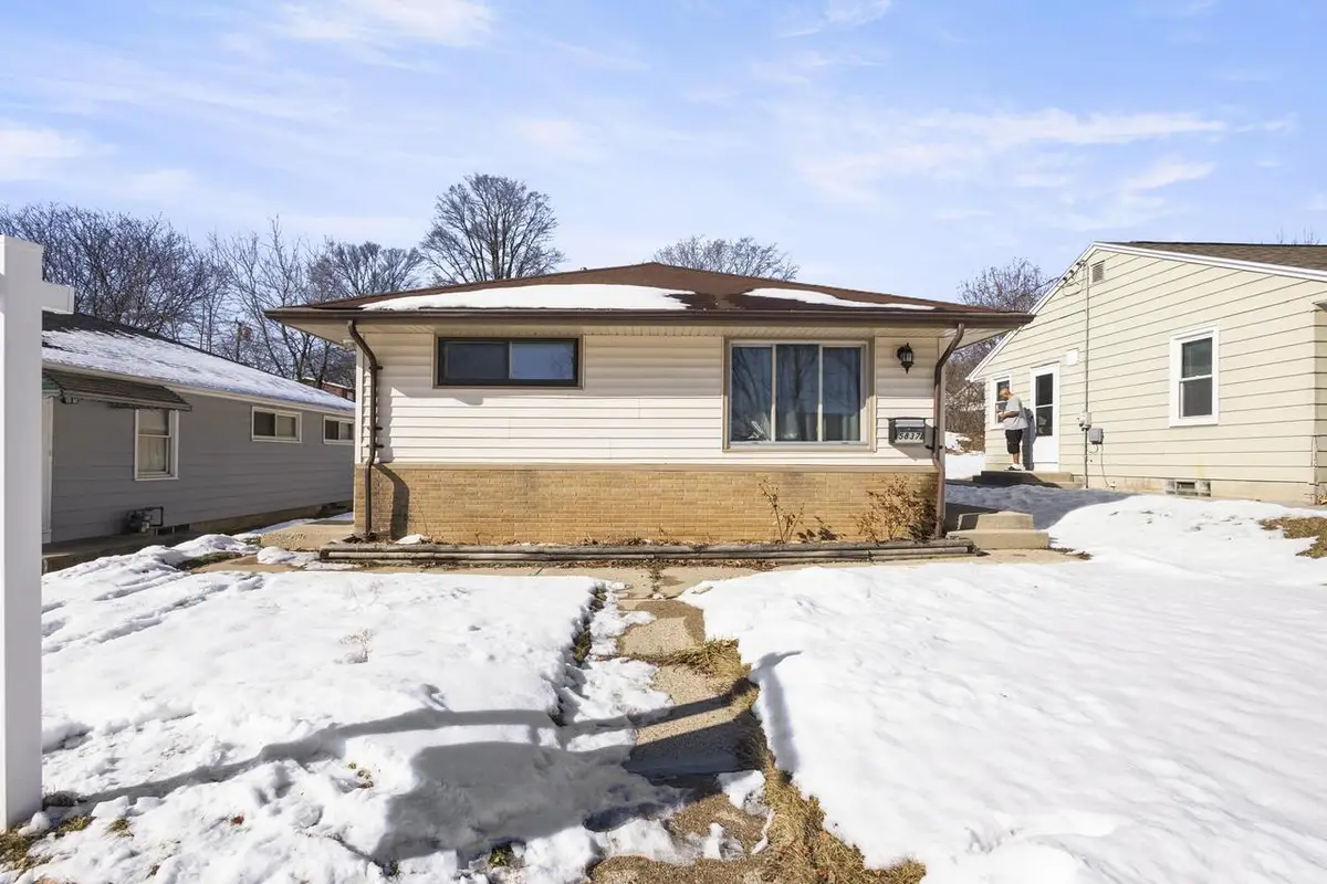 5837 N 71st STREET, Milwaukee, WI 53218 - #1