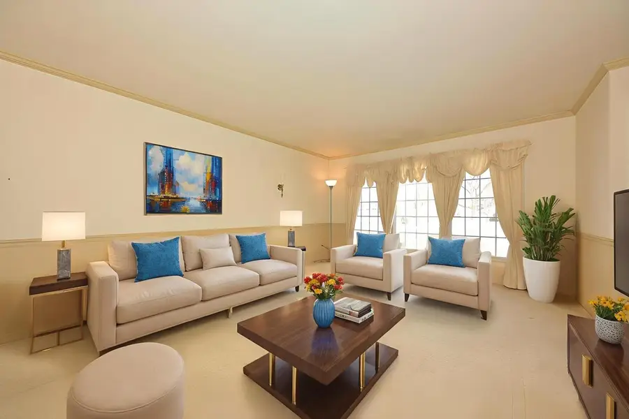 2431 E Dale AVENUE, Cudahy, WI 53110 - #2