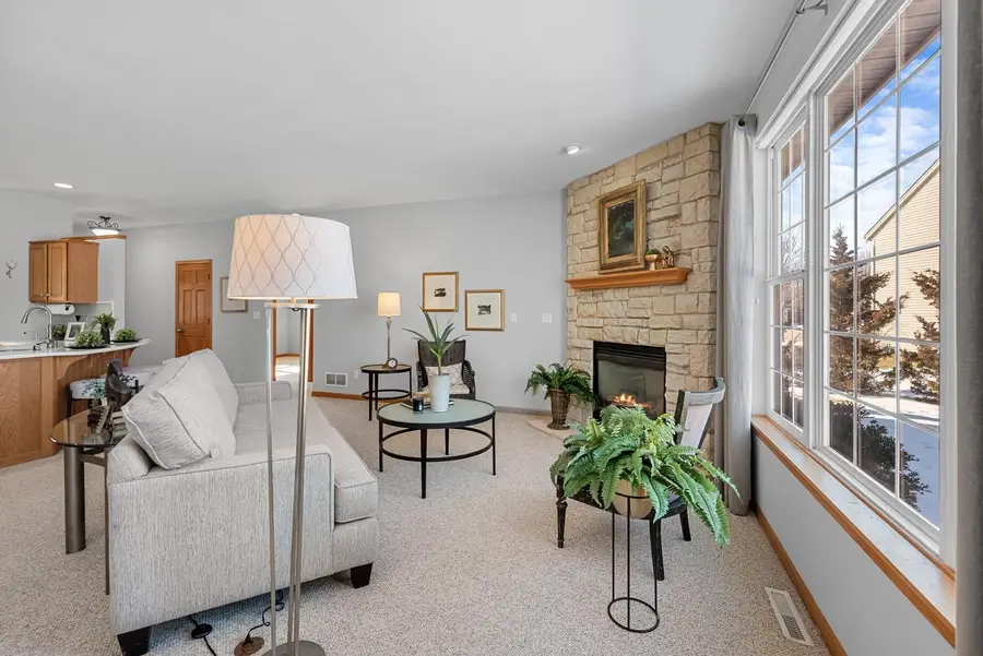 1960 Foxcroft LANE, Waukesha, WI 53189 - #3