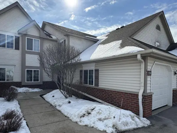 550 Pewaukee ROAD #C, Pewaukee, WI 53072