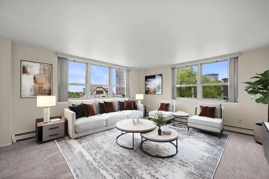 1707 N Prospect AVENUE #4A, Milwaukee, WI 53202 - #2