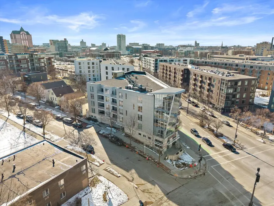 1541 N Jefferson STREET #207, Milwaukee, WI 53202 - #2